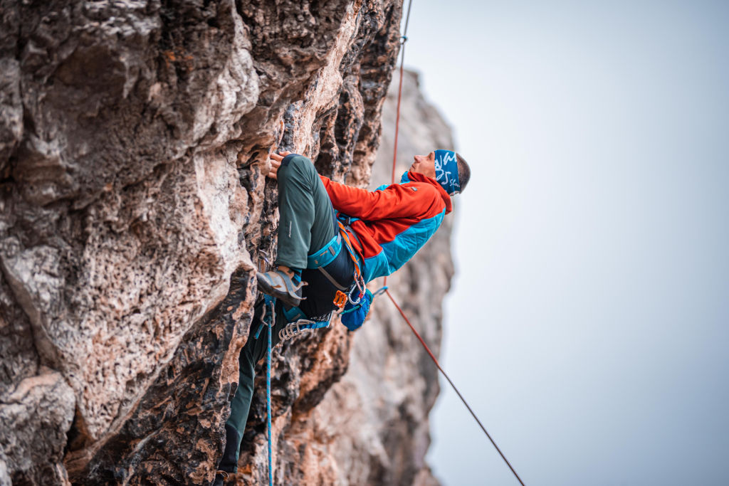 Escalada en la Sierra de Montsec, Cataluña
