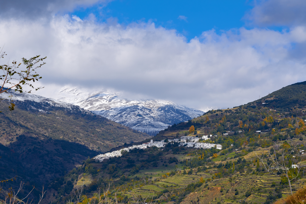 Pueblo de Capileira en Granada