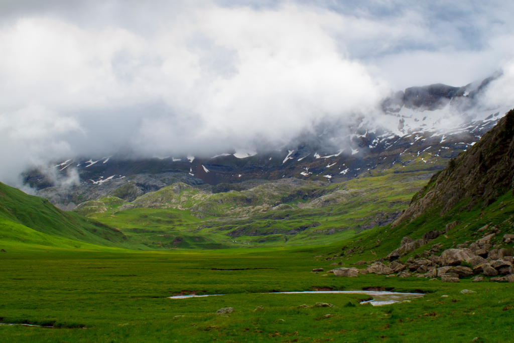 Senderismo consciente en el Valle de Ansó, Aragón