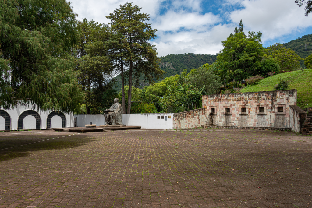 Estatua Benito Juárez