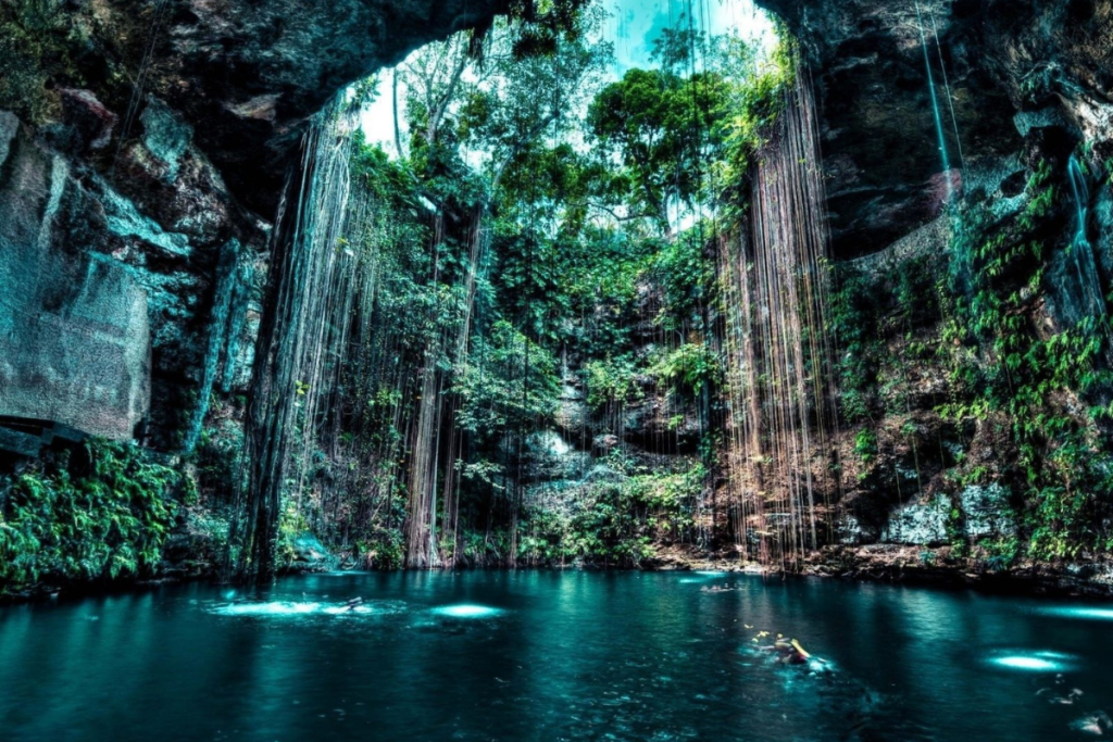 Paisaje de Cenote de Homún
